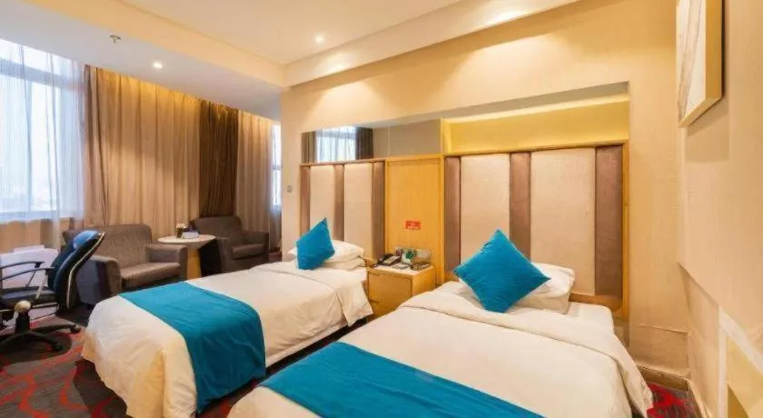 Bed in Xian Leica Hotel