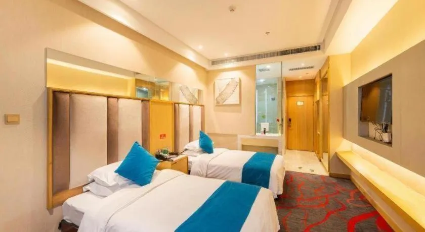 Bed in Xian Leica Hotel