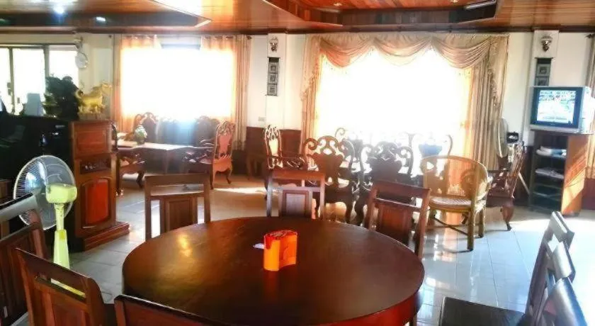 Sisavath Hotel