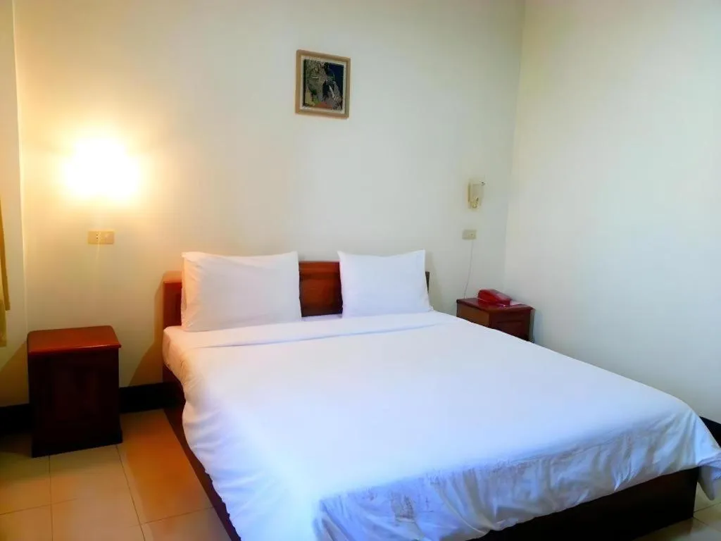 Bed in Sisavath Hotel