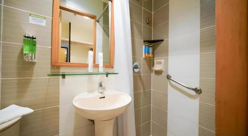 Majestic Hotel Manila - Formerly Octagon Mansion Hotel Manila