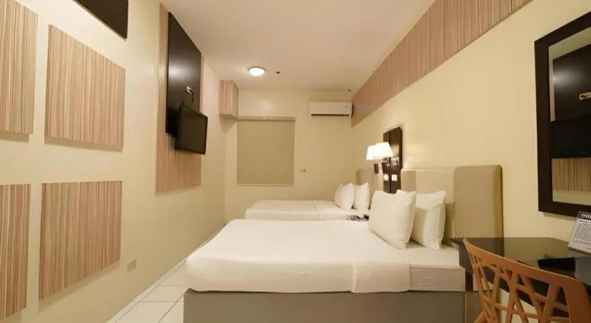 Bed in Majestic Hotel Manila - Formerly Octagon Mansion Hotel Manila