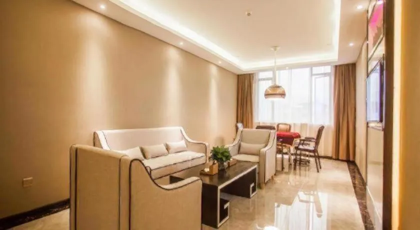 Lavande Hotel Zhaoqing government Dinghu Mountain Scenic Spot