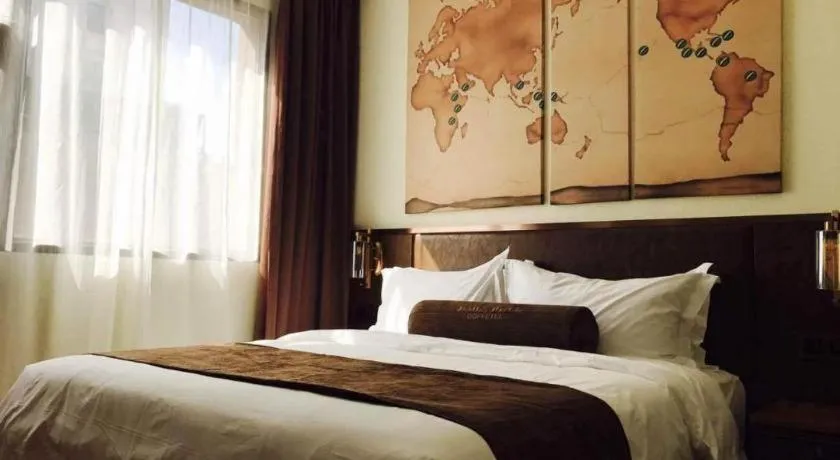 Bed in James Joyce Coffetel Xi'an Lingtong The Terracotta Army Huaqingchi University Town Metro Station