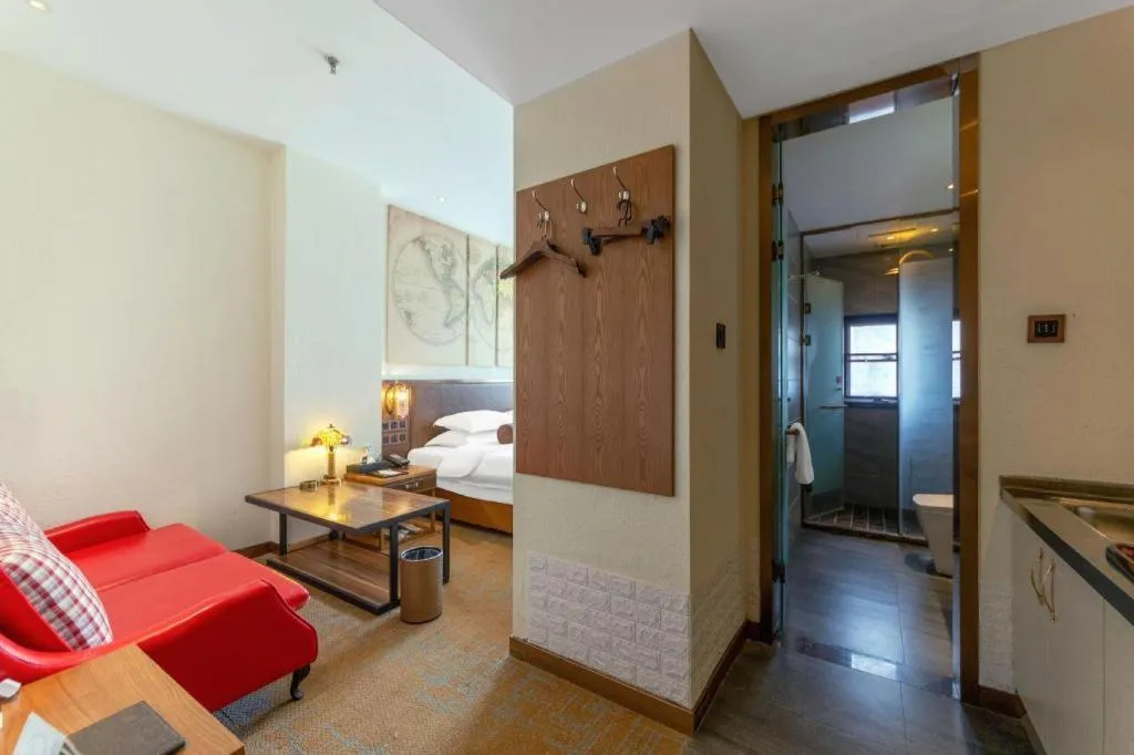 James Joyce Coffetel Xi'an Lingtong The Terracotta Army Huaqingchi University Town Metro Station