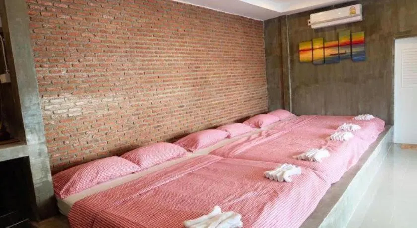 Bed in Rim Kaeng resort