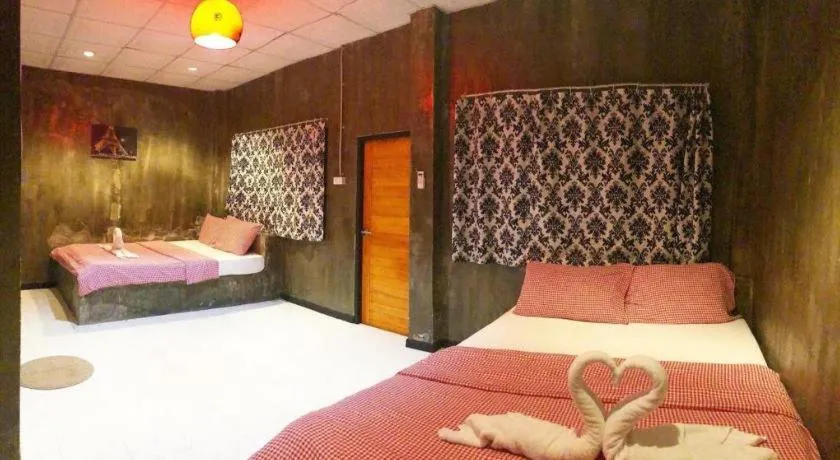 Bed in Rim Kaeng resort