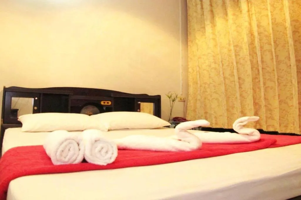 Bed in Rim Kaeng resort