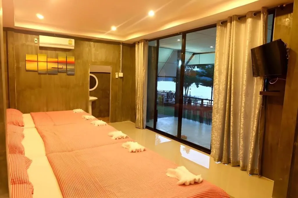 Bed in Rim Kaeng resort