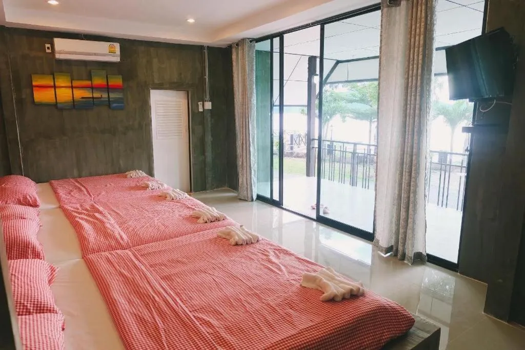 Bed in Rim Kaeng resort