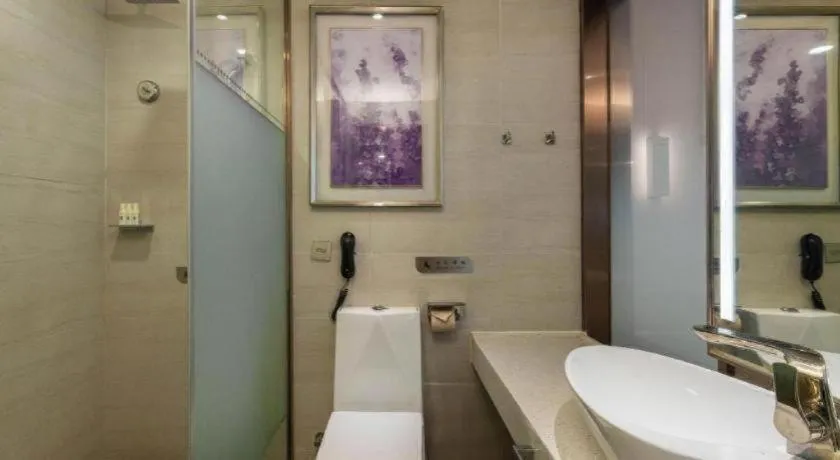 Lavande Hotels Guangzhou Fangcun Huadiwan Metro Station