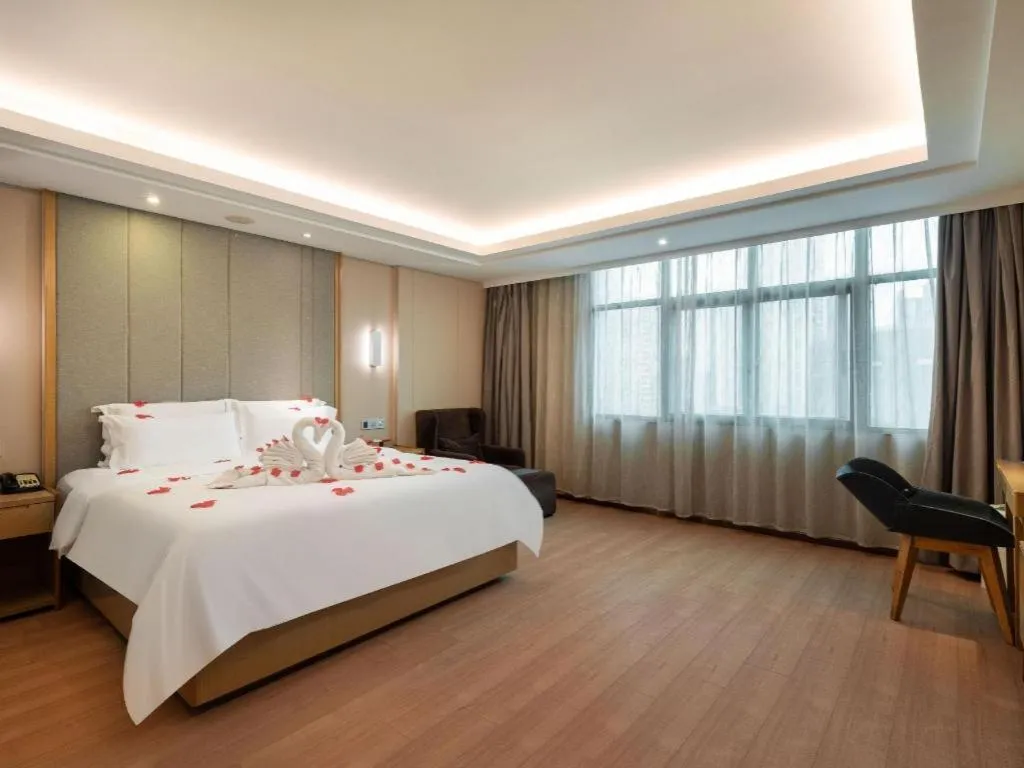 Bed in Lavande Hotels Guangzhou Fangcun Huadiwan Metro Station