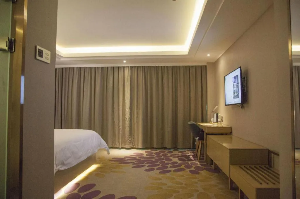 Bed in Lavande Hotels Guangzhou Fangcun Huadiwan Metro Station