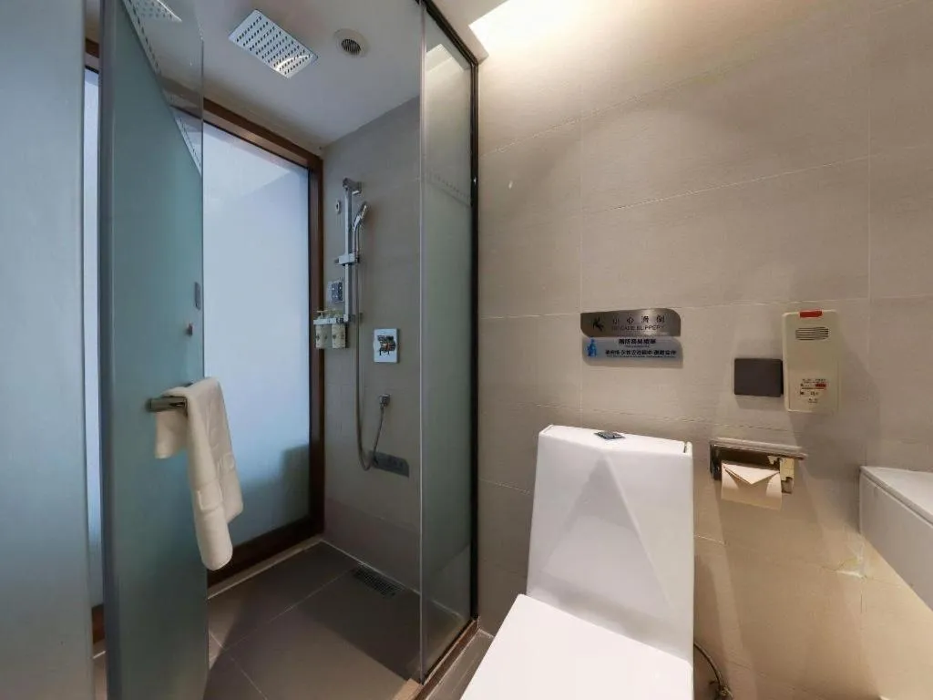 Lavande Hotels Guangzhou Fangcun Huadiwan Metro Station