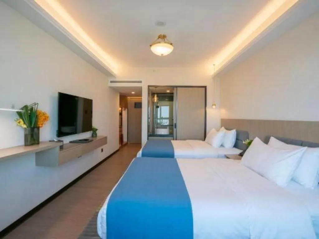 Bed in Kunming Guihua Hotel