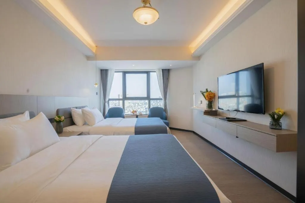 Bed in Kunming Guihua Hotel