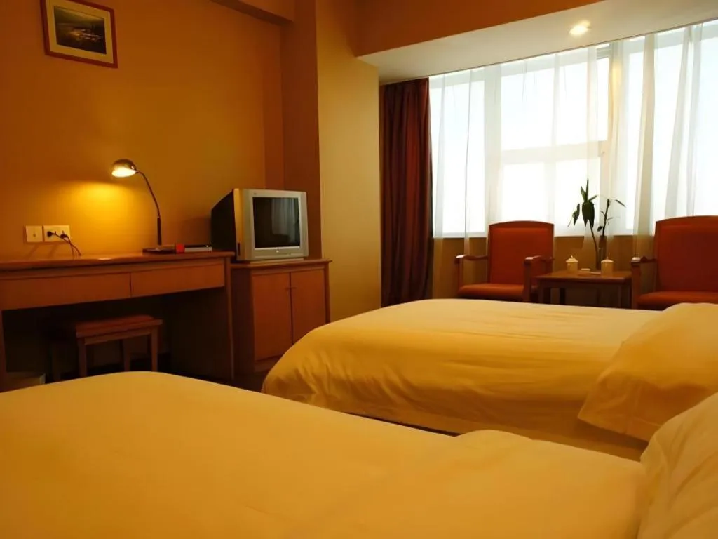 Bed in Kunming Guihua Hotel