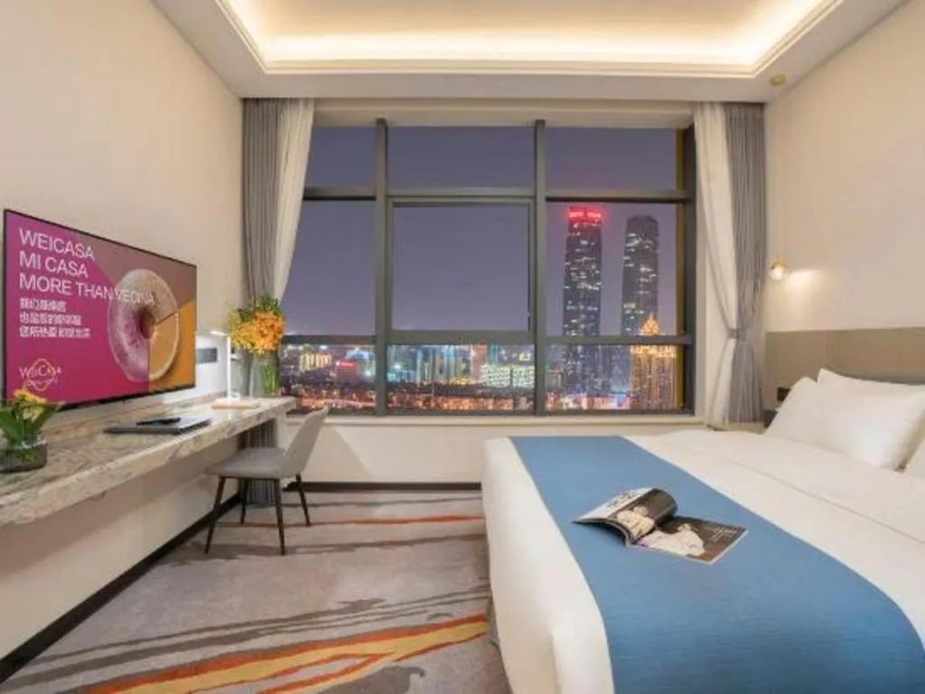 Bed in Kunming Guihua Hotel