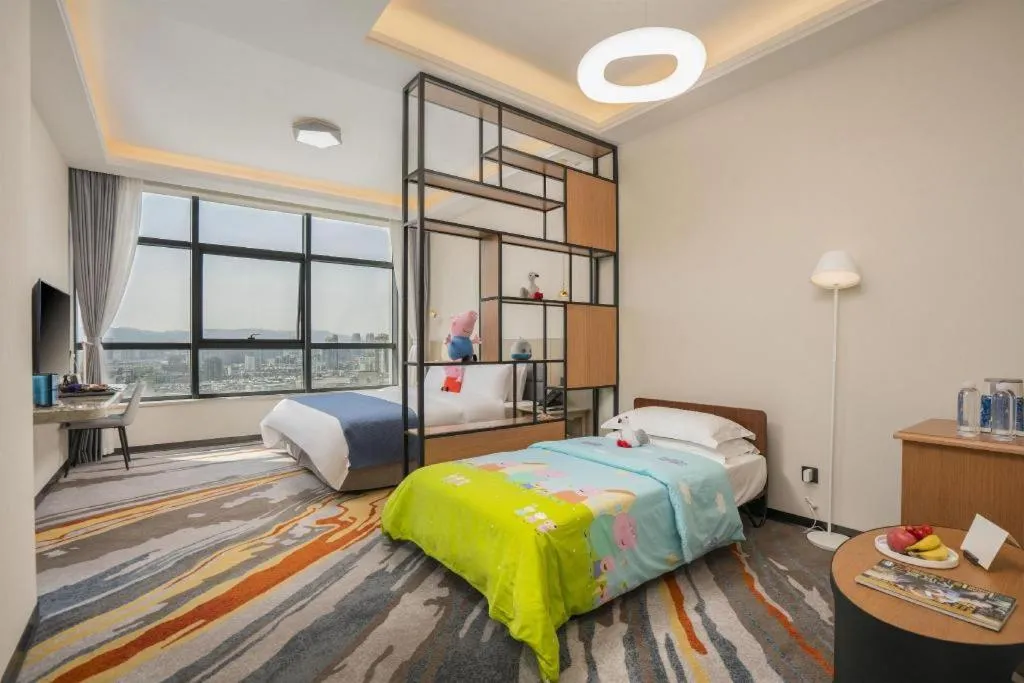 Bed in Kunming Guihua Hotel