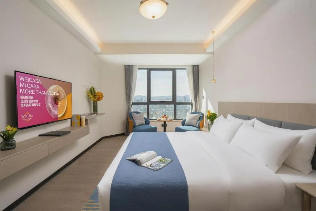 Bed in Kunming Guihua Hotel