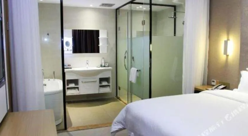 Bed in Lavande Hotels·Qingyuan Jinbiwan