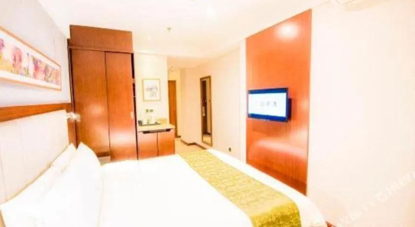 Bed in Yitel Collection Shenyang Imperial Palace Zhongjie Metro Station