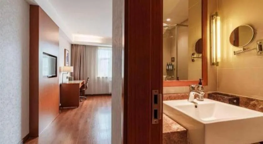 Yitel Collection Shenyang Imperial Palace Zhongjie Metro Station