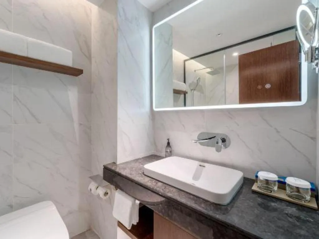 Yitel Collection Shenyang Imperial Palace Zhongjie Metro Station