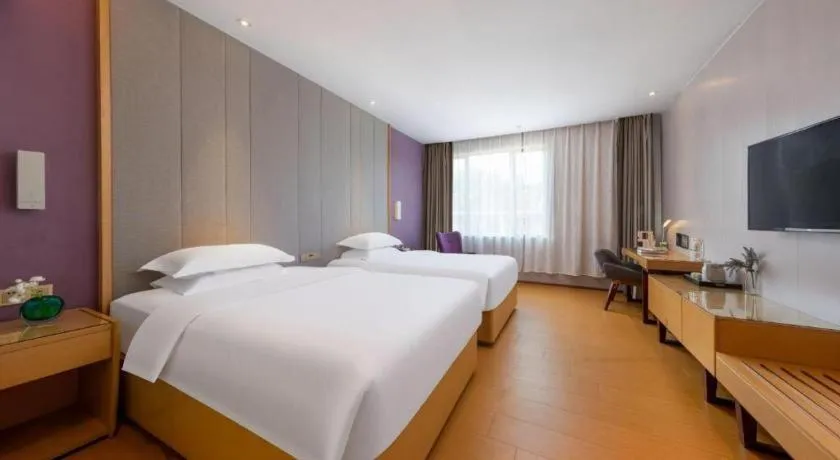 Bed in Lavande Hotel Zhongshan Dayong Rosewood Cultural Expo City