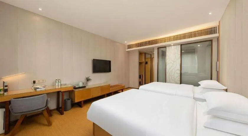 Bed in Lavande Hotel Zhongshan Dayong Rosewood Cultural Expo City