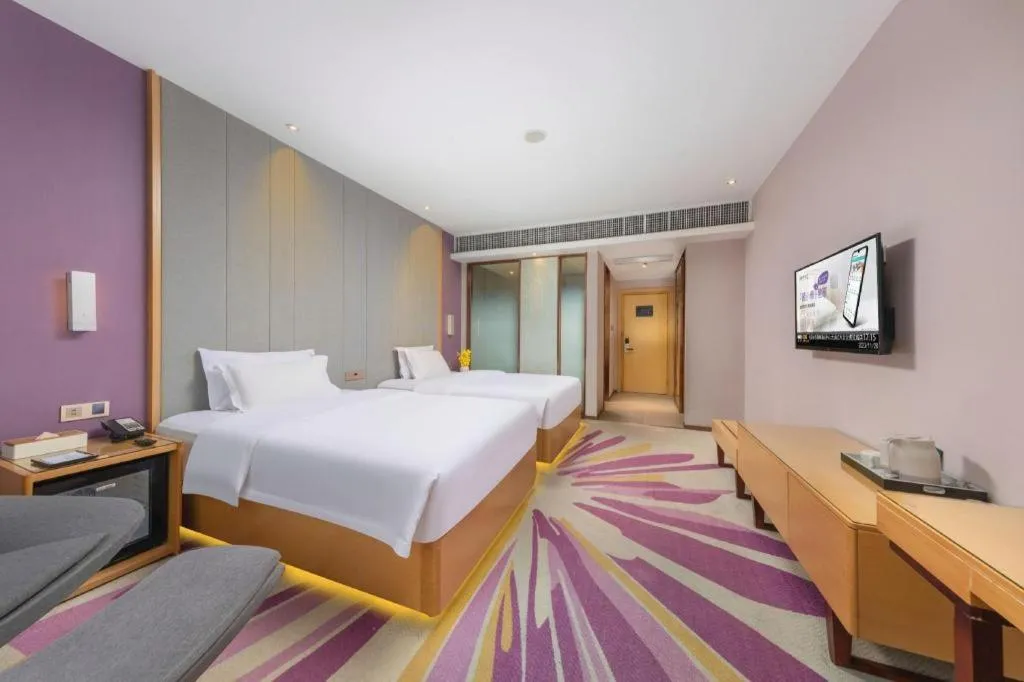 Bed in Lavande Hotel Zhongshan Dayong Rosewood Cultural Expo City