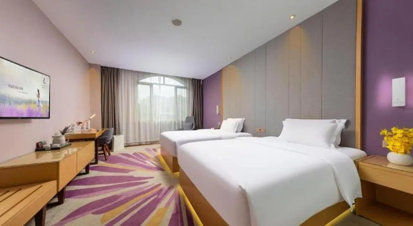 Bed in Lavande Hotel Zhongshan Dayong Rosewood Cultural Expo City