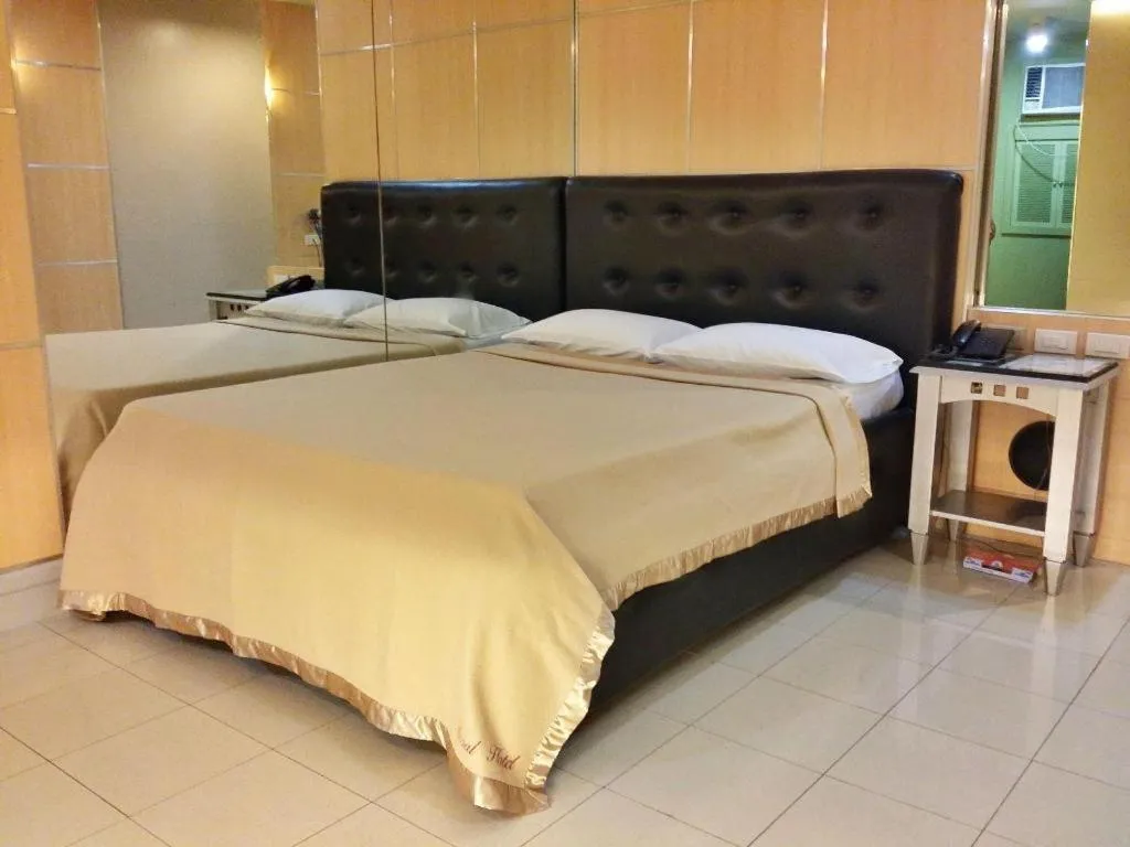 Bed in Jardin de Rosal Hotel