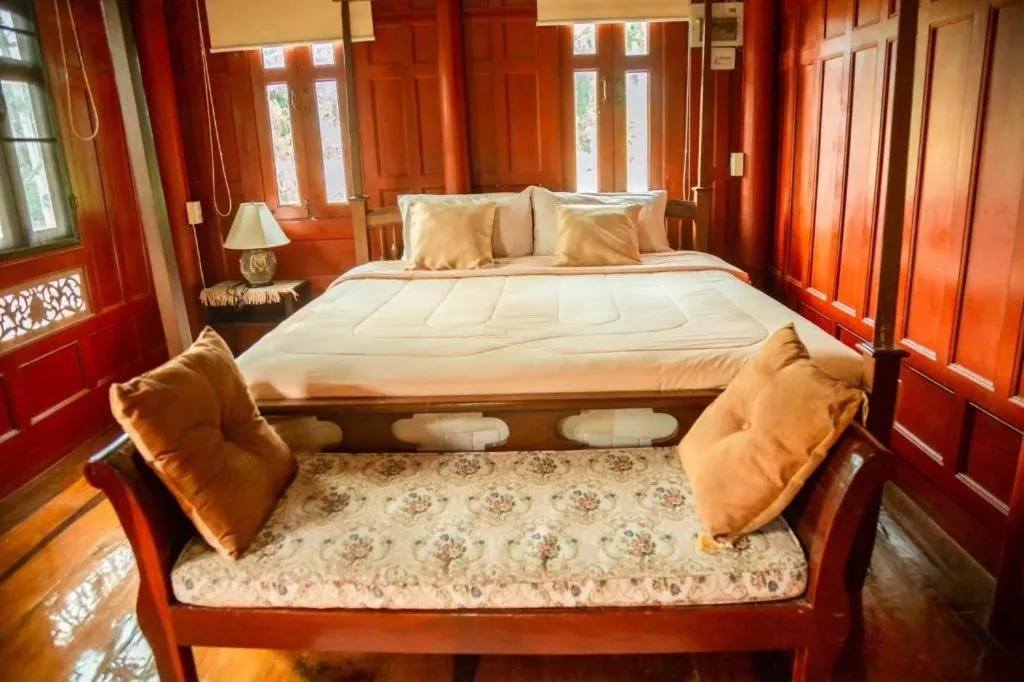 Bed in Doembang Villa
