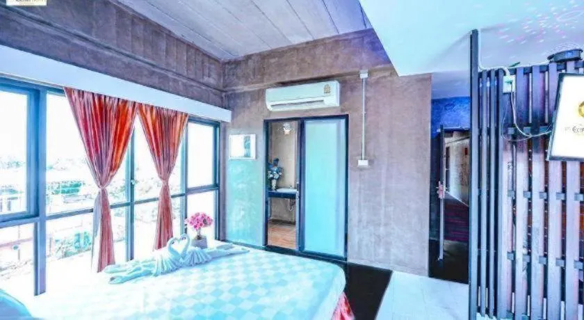 Bed in Ps Extra Hotel