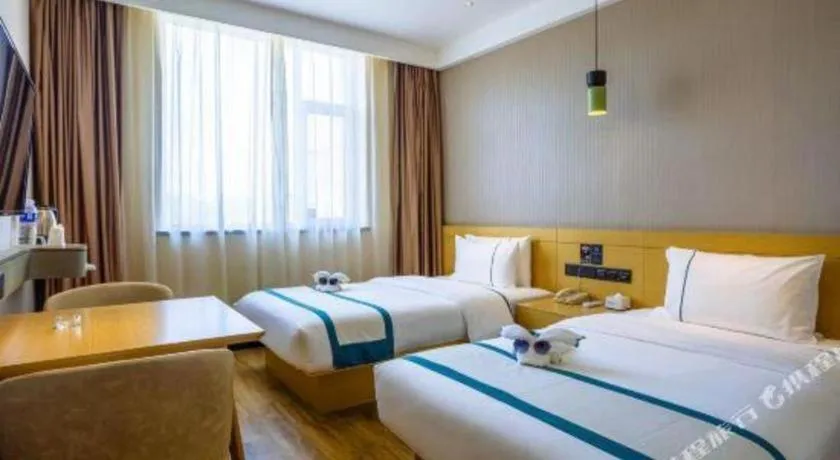 Bed in City Comfort Inn Chongqing Jiangbei Airport T3 Terminal