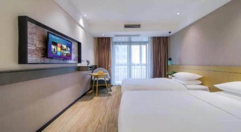 Bed in City Comfort Inn Chongqing Jiangbei Airport T3 Terminal