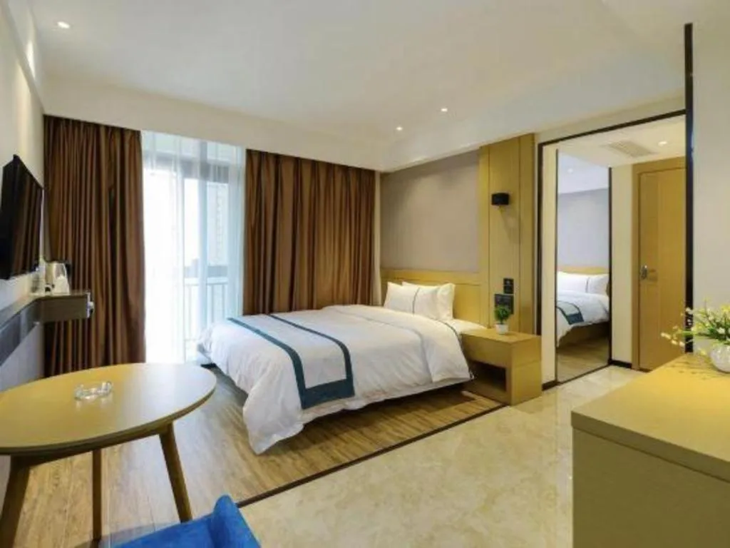 Bed in City Comfort Inn Chongqing Jiangbei Airport T3 Terminal