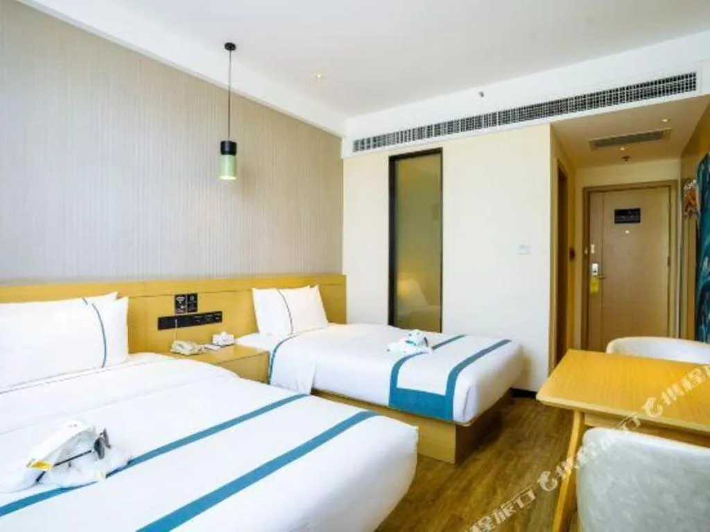 Bed in City Comfort Inn Chongqing Jiangbei Airport T3 Terminal
