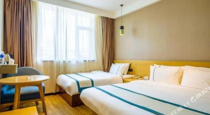 Bed in City Comfort Inn Chongqing Jiangbei Airport T3 Terminal