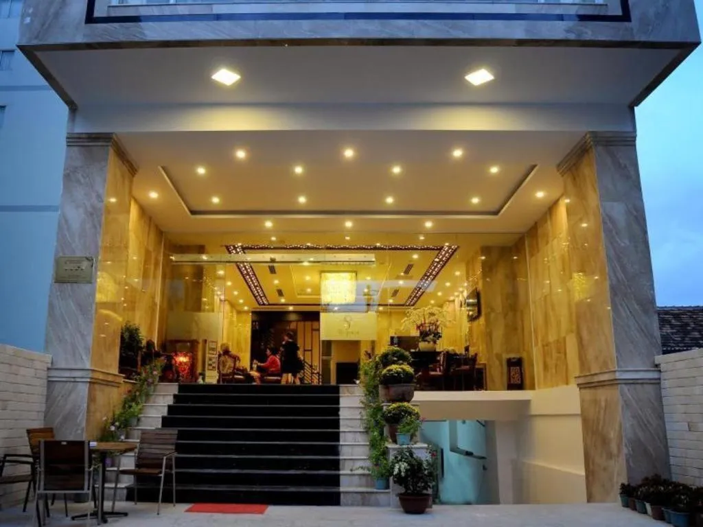 Begonia Nha Trang Hotel