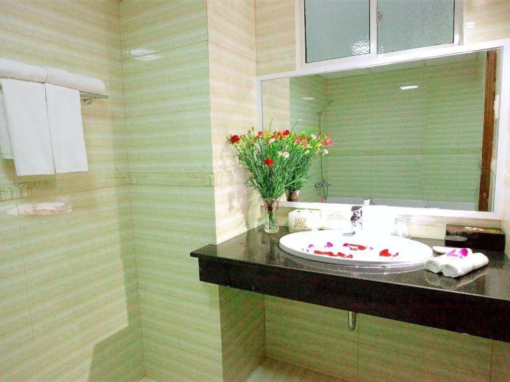 Begonia Nha Trang Hotel