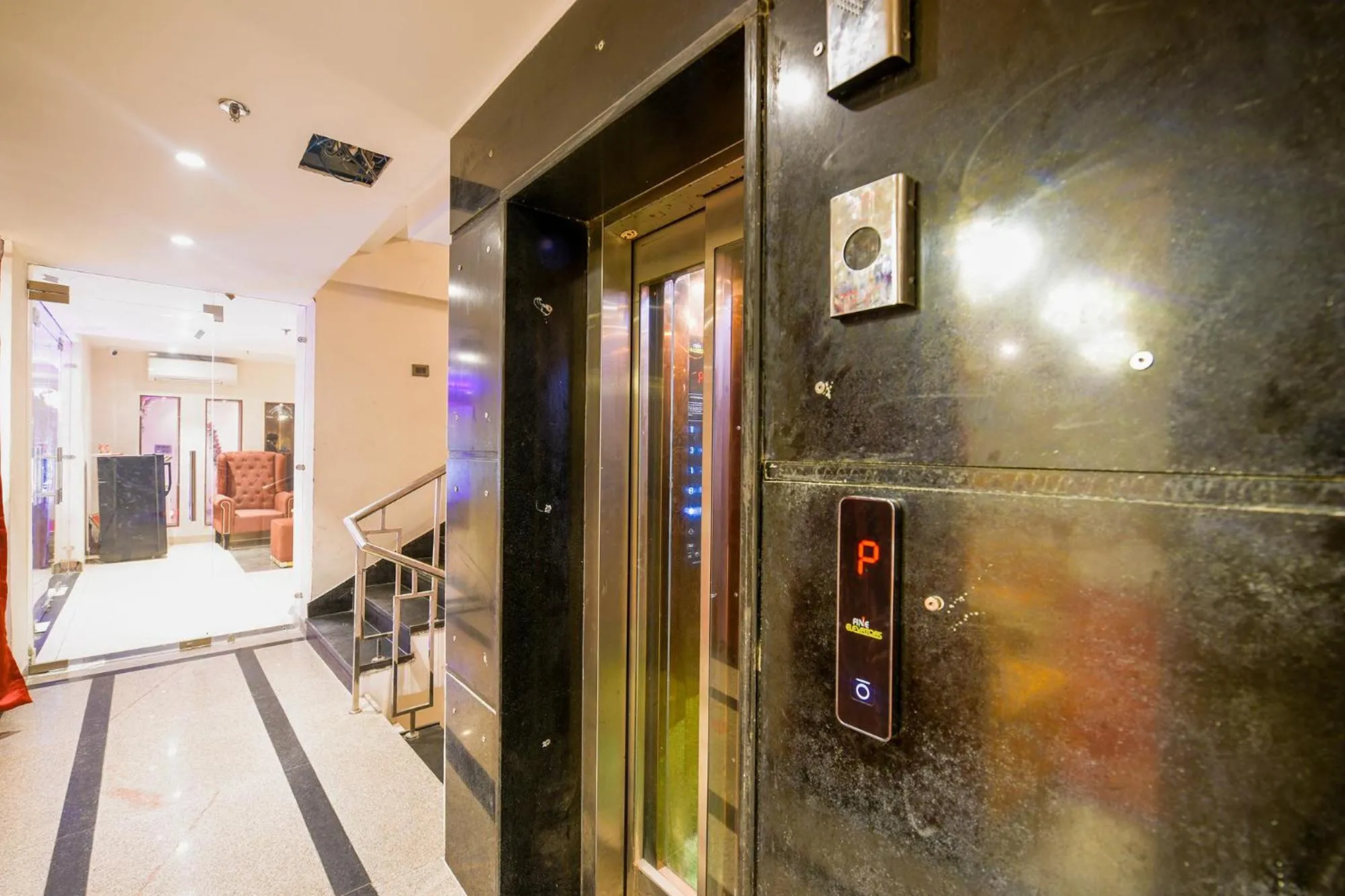 Lobby or reception in FabHotel Prime Blest Park Near Yashobhoomi Convention Centre