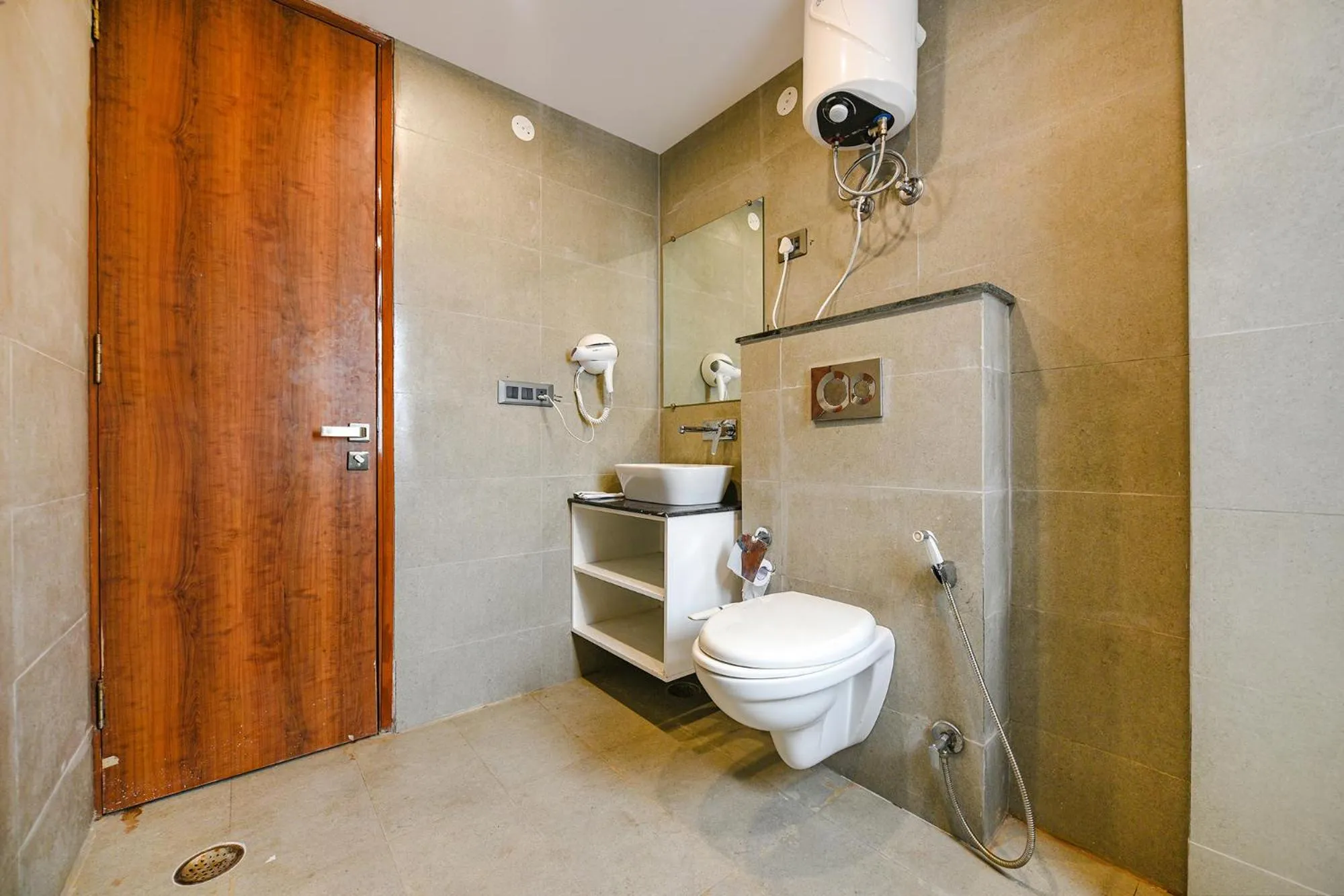 Bathroom in FabHotel Prime Blest Park Near Yashobhoomi Convention Centre