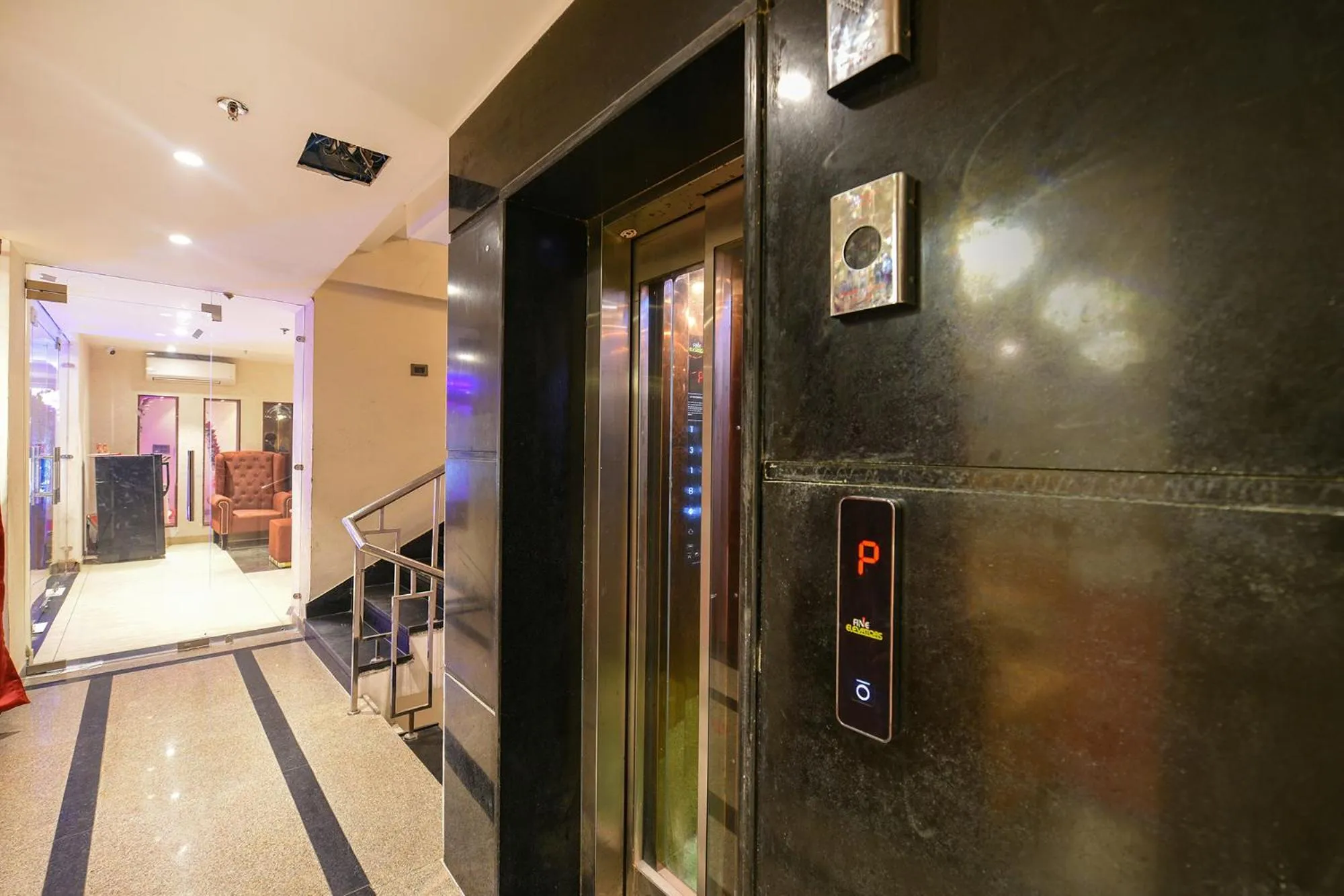 Lobby or reception in FabHotel Prime Blest Park Near Yashobhoomi Convention Centre