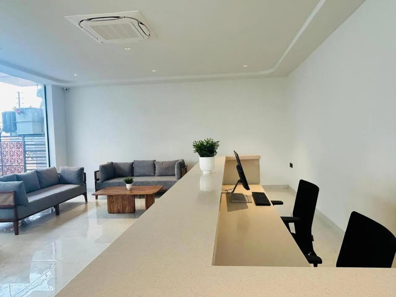 Lobby or reception in Akoya Business Hotel Hyderabad Airpot