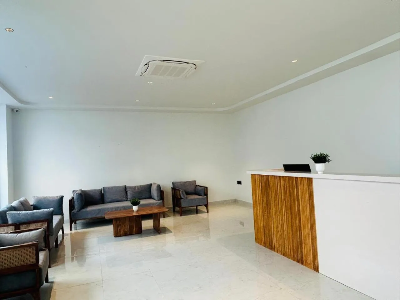 Lobby or reception in Akoya Business Hotel Hyderabad Airpot