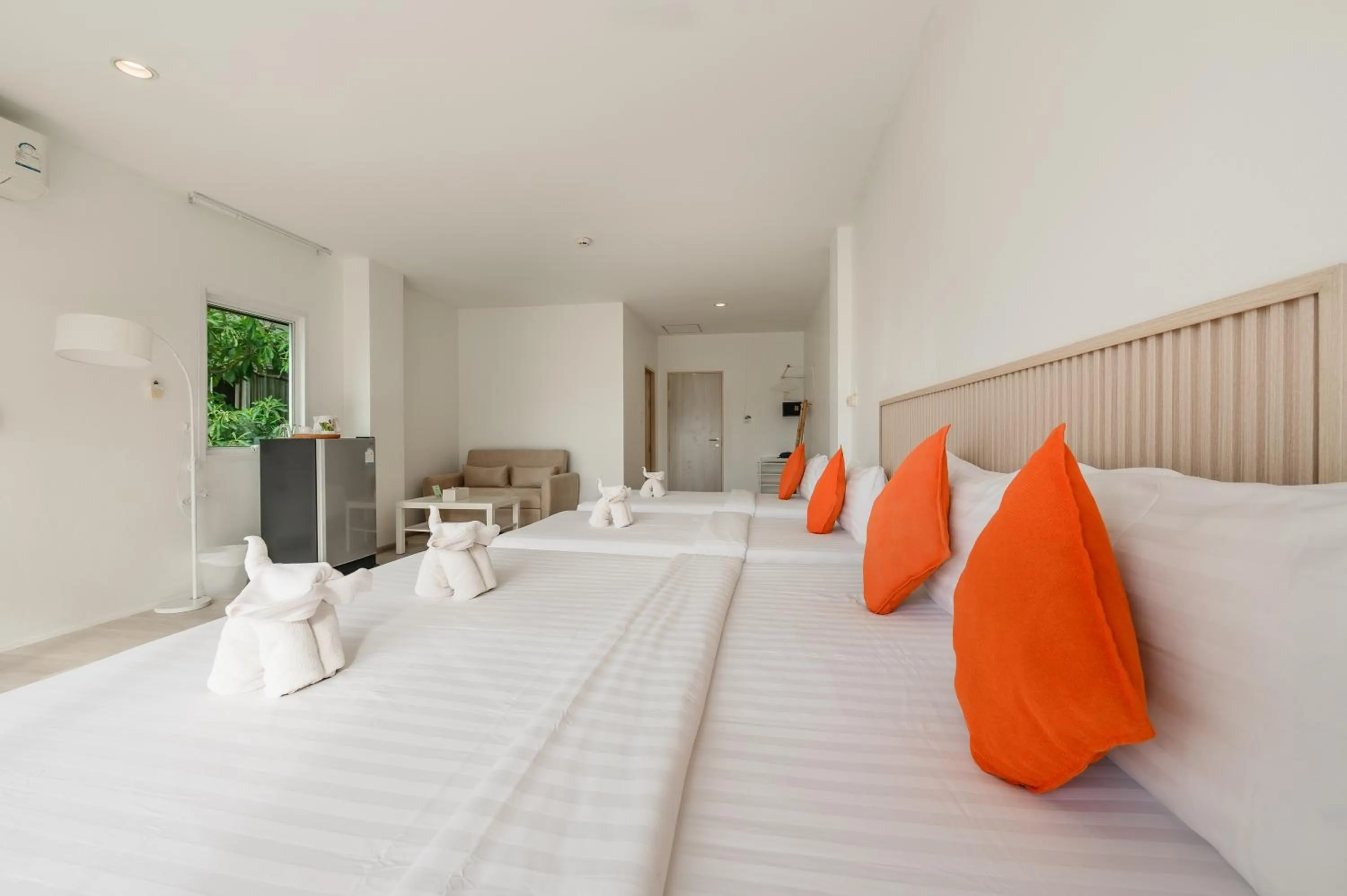 Photo of the whole room, Bed in Little Home Ao Nang