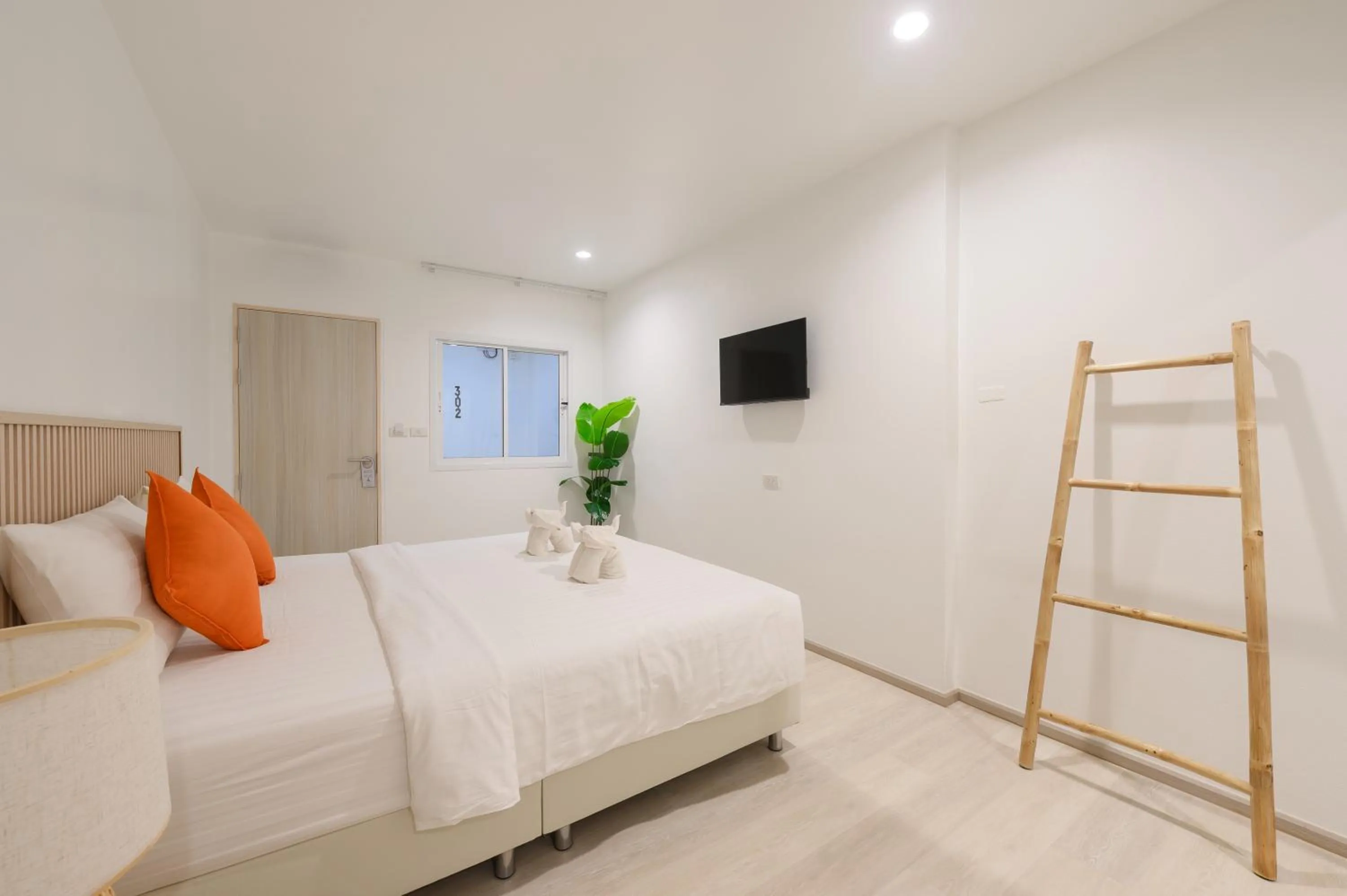 Bed in Little Home Ao Nang