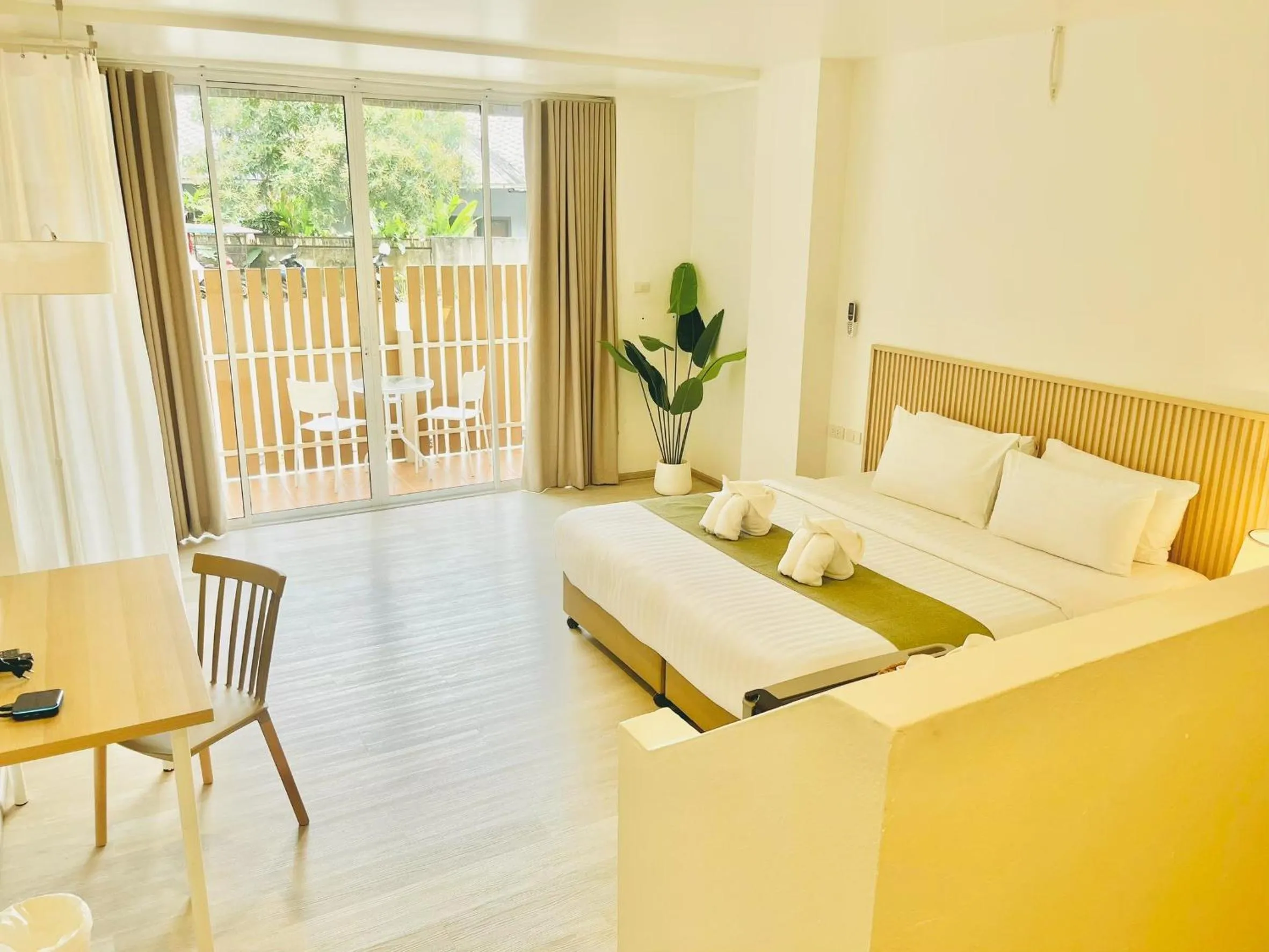 Photo of the whole room, Bed in Little Home Ao Nang